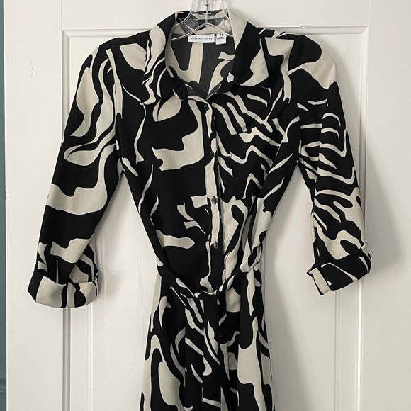 Sincerely Jules Long Sleeve Dress - Picture 1 of 4